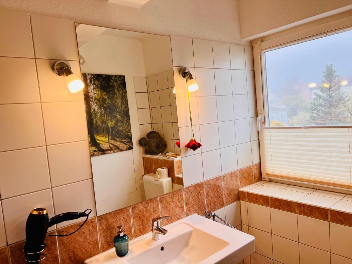 Kuschelige Helle Ferienwohnung Гота Экстерьер фото