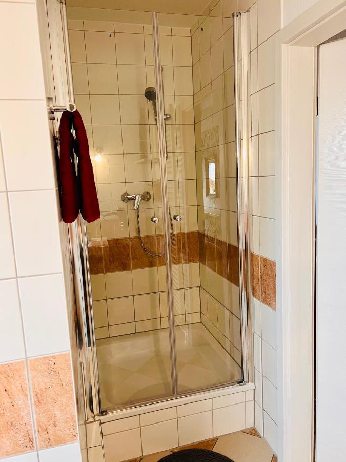 Kuschelige Helle Ferienwohnung Гота Экстерьер фото